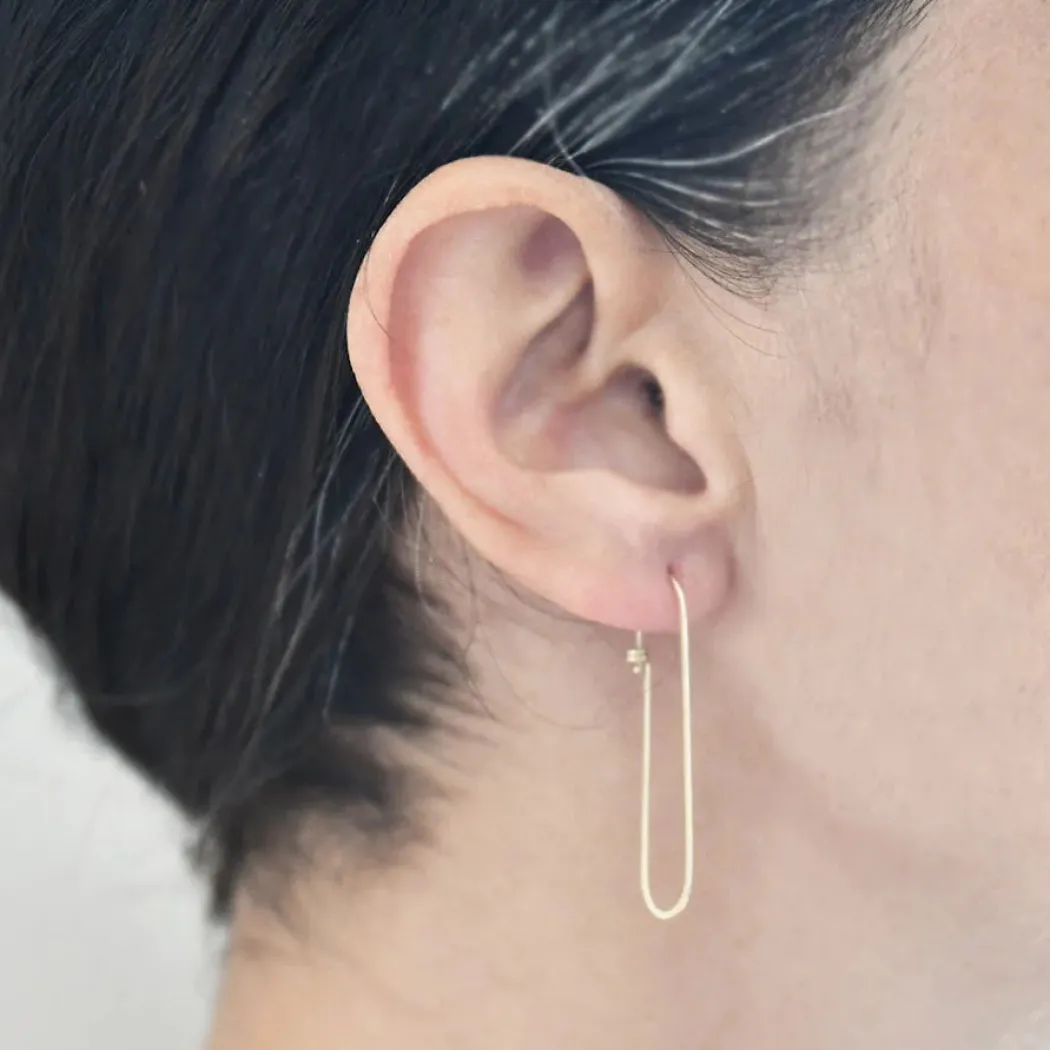 Carla Caruso - Small Ovalong Danity Hoops