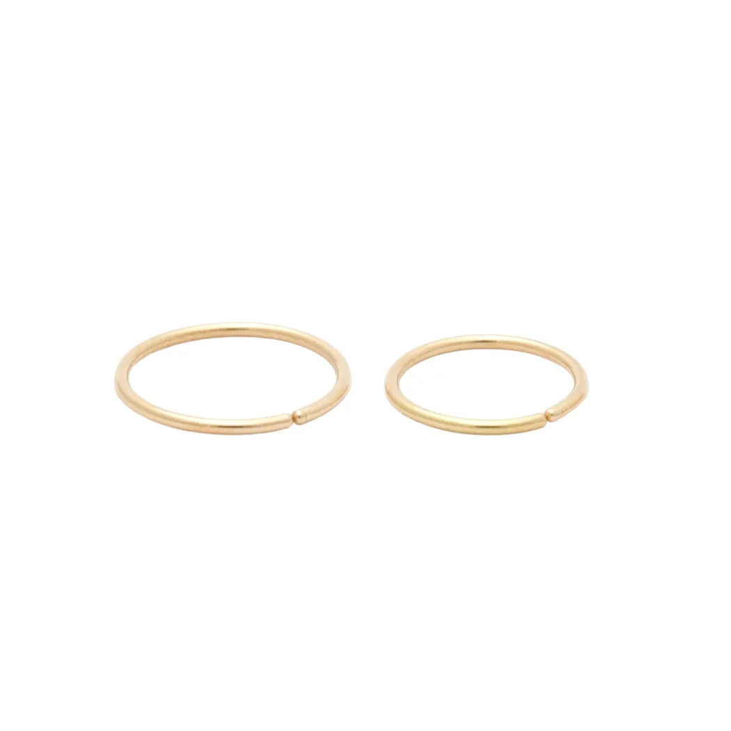 Jack & G – Medium Huggie Earring (single)